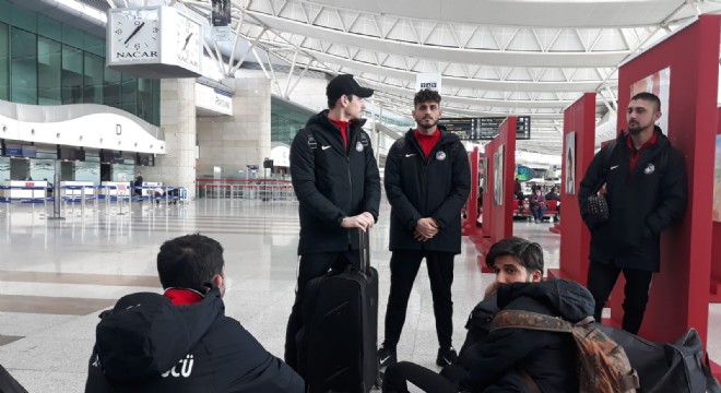 Keçiörengücü, otobüs ile Erzurum'a hareket etti